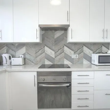 Modern Detached 4 Bed 3 Bath With Private Pool Close To Amenities * Villamartin (Valencia)