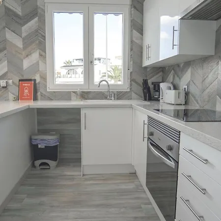 Villa Modern Detached 4 Bed 3 Bath With Private Pool Close To Amenities Villamartin (Valencia)