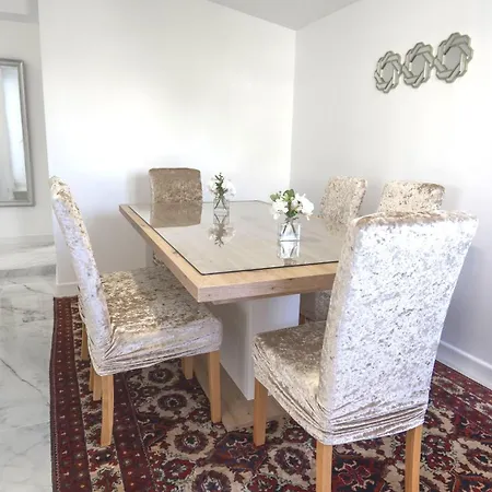 Modern Detached 4 Bed 3 Bath With Private Pool Close To Amenities * Villamartin (Valencia)